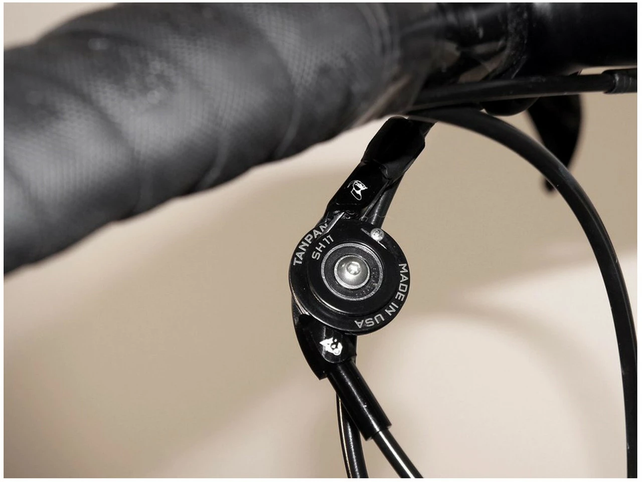 Wolf Tooth Components Tanpan Shimano 11-fach Inline Schaltungskonverter 3 Wolf Tooth Components Tanpan Shimano 11-fach Inline Schaltungskonverter – Bild 3